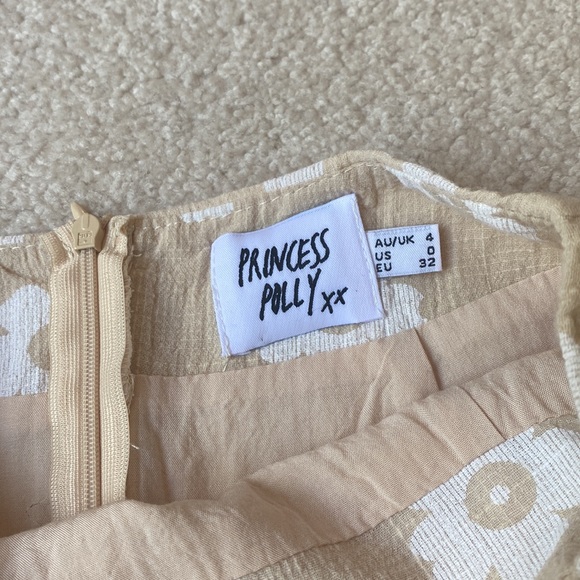 Princess Polly Mini Skirt - Picture 2 of 2